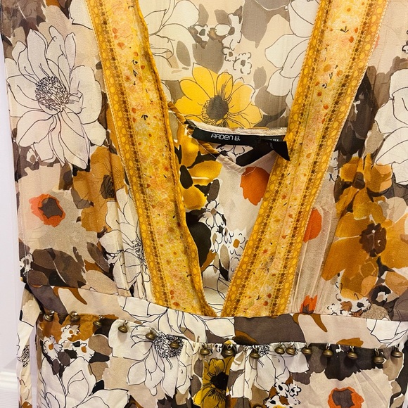 Arden B Silk Dress - Picture 4 of 11